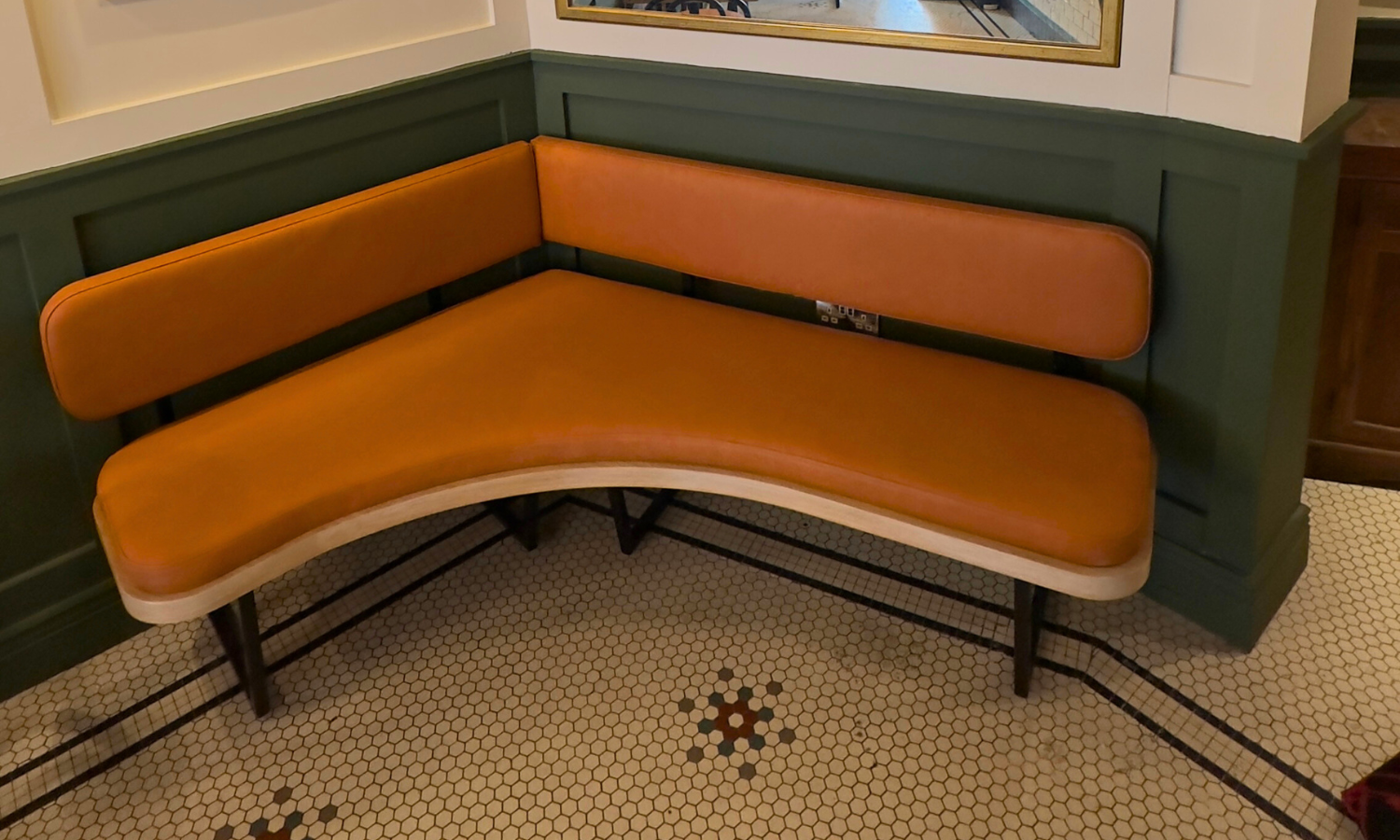 Juniors Restaurant Ireland I Studio Forja I Restaurant Concept Design